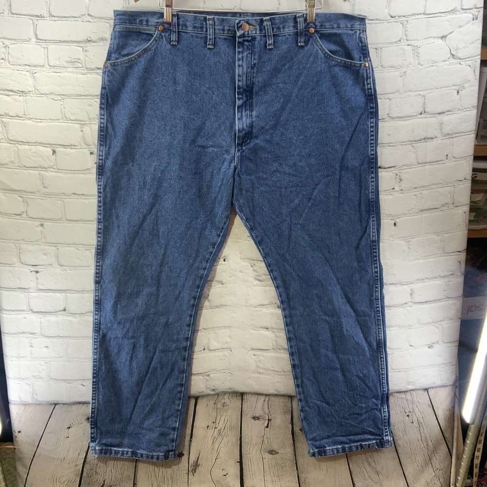 Wrangler Blue Jeans Mens Sz 44 x 30 Vintage Medium Wash